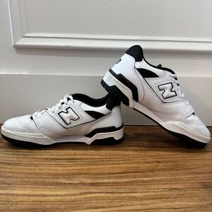 New Balance White and Black Men's Sneakers